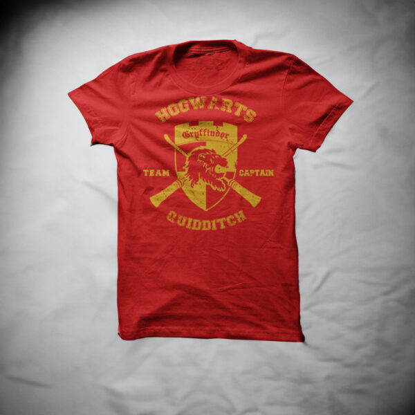 GRYFFINDOR CREST QUIDDITCH TEAM CAPTAIN SHIRT