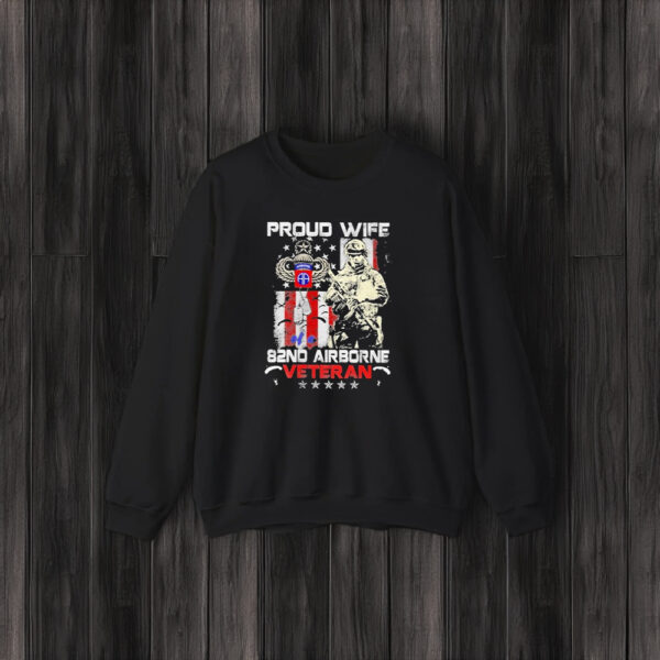 Proud Wife 82nd Airborne Veteran T-Shirt